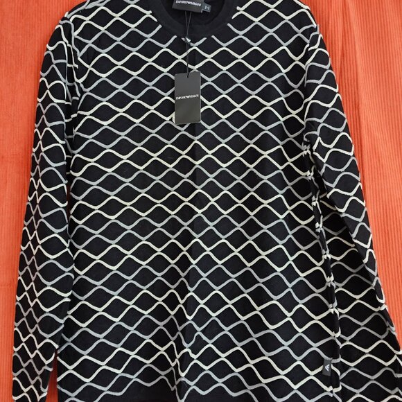 Emporio Armani Printed Crew Neck Pullover w/ Tags - Picture 4 of 7